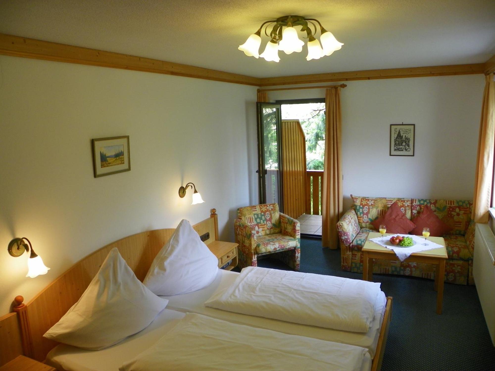 Landhotel Steigerwaldhaus Burghaslach Εξωτερικό φωτογραφία