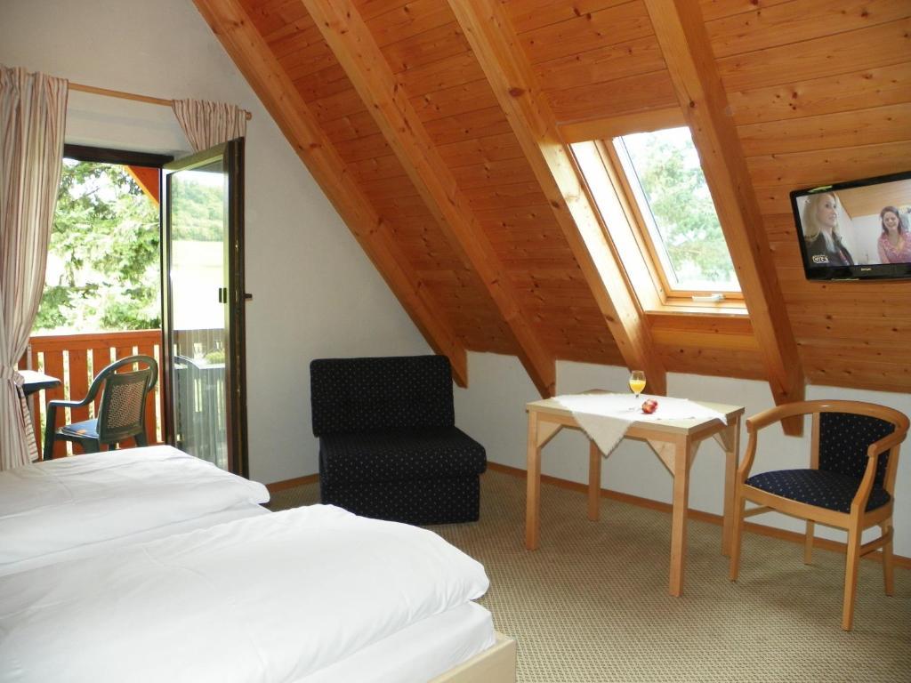 Landhotel Steigerwaldhaus Burghaslach Δωμάτιο φωτογραφία