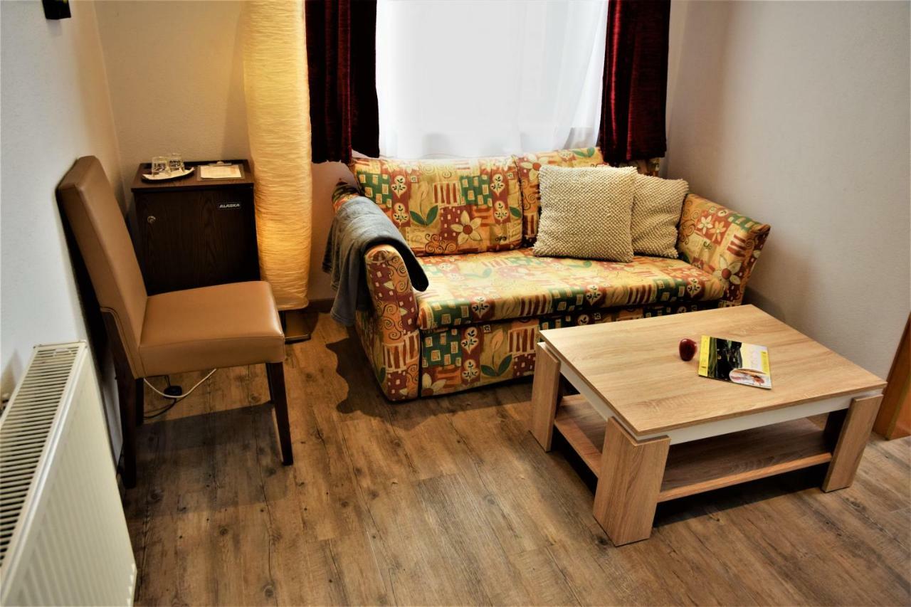 Landhotel Steigerwaldhaus Burghaslach Εξωτερικό φωτογραφία